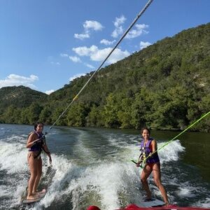 Meet your Posher, Isabel